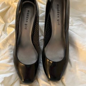 Black Steve Madden heels